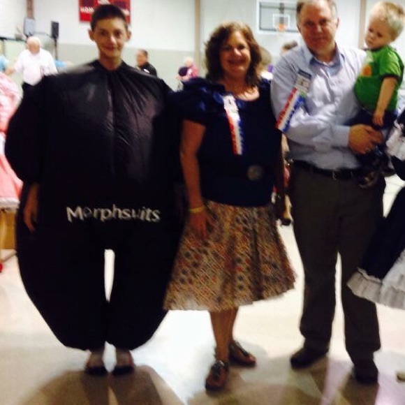 2 Morph suits and big baby mask - Picture 7 of 7